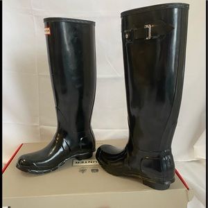 Hunter Original Tall Rubber Rain Boot size 8
